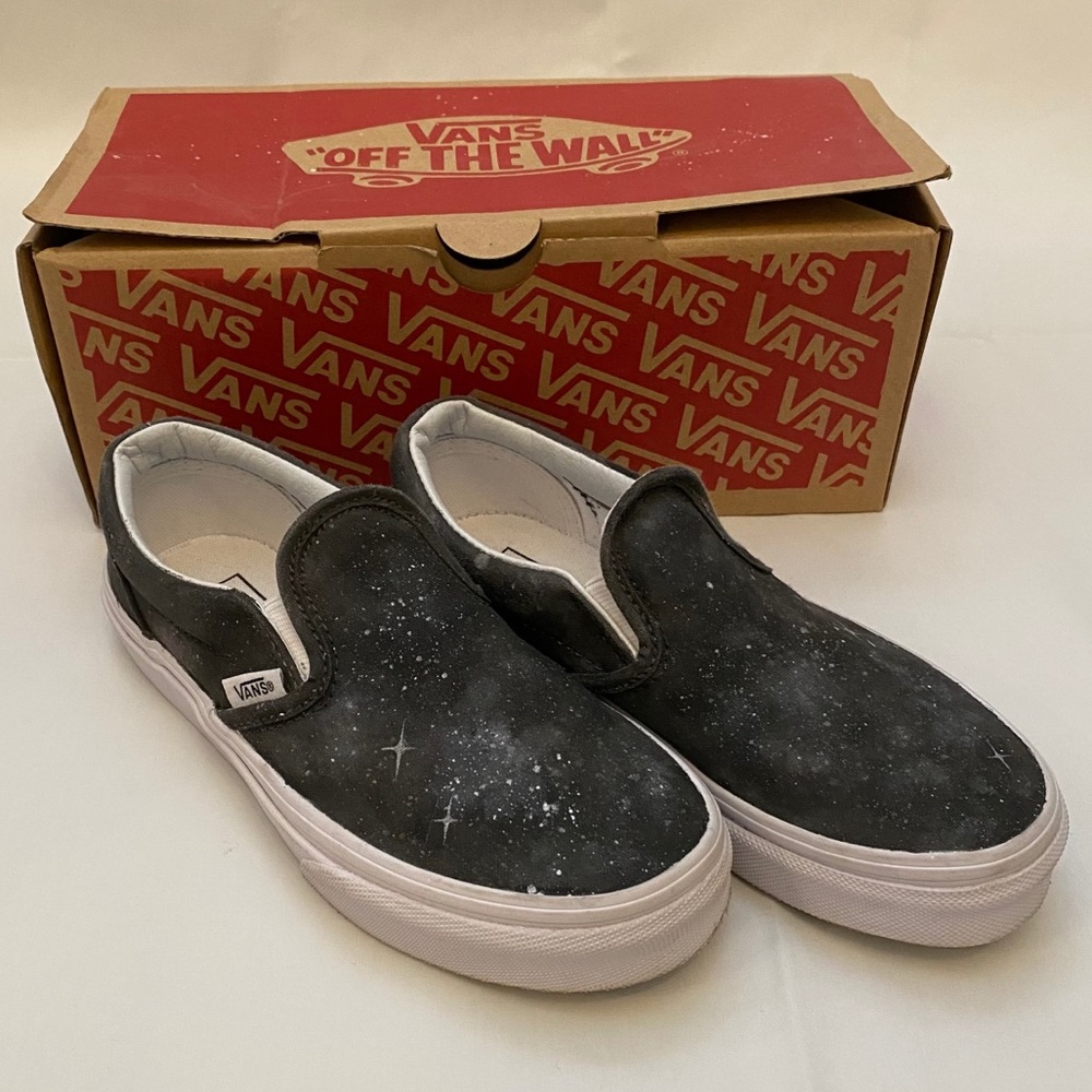 🌿Custom Galaxy Vans Slip-Ons🌿